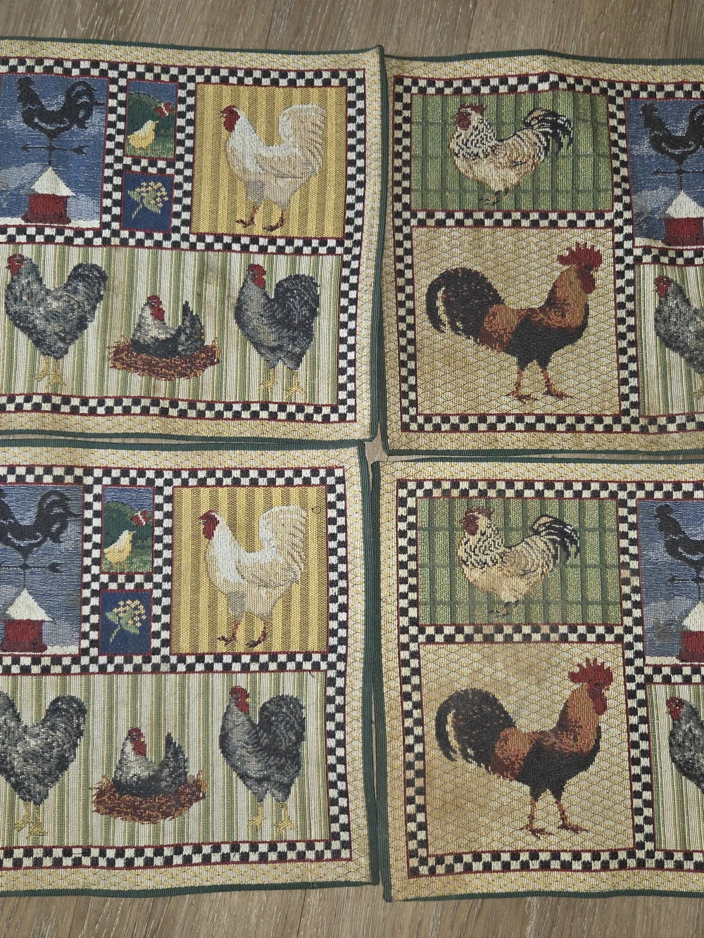 Country Farm Kitchen 4- Tapestry Rooster Place Mats